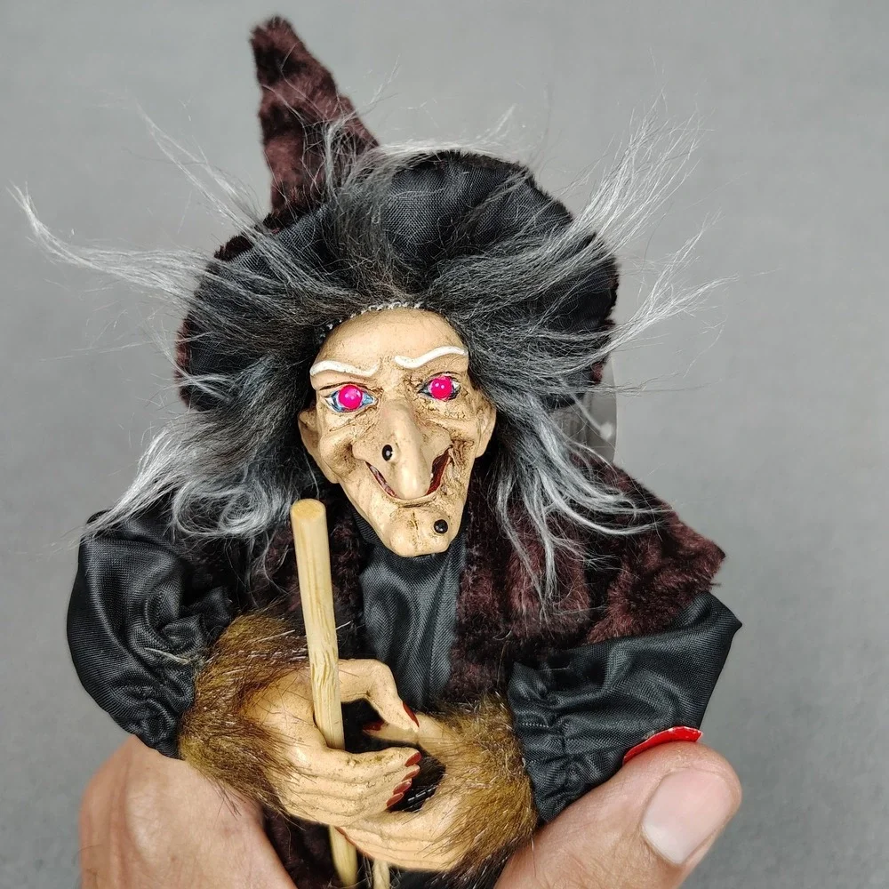 Vintage Halloween Witch Decoration Light Up Eyes + Laugh CREEPY German NOS Works
